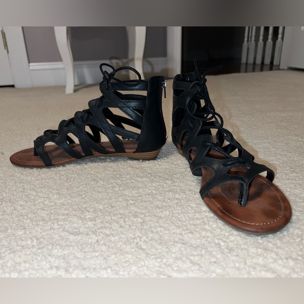 Black sandals